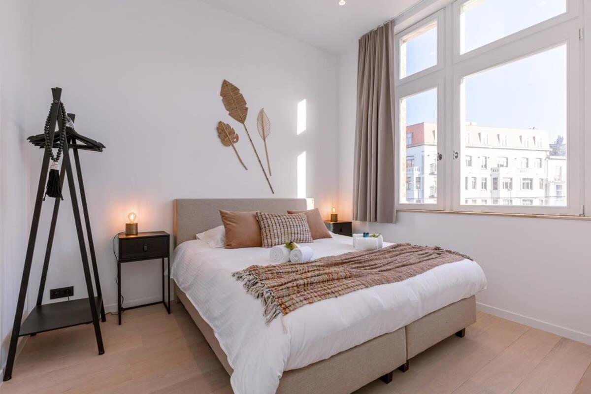 Luxurious Apartment In Town House Near The Beach Бланкенберге Экстерьер фото